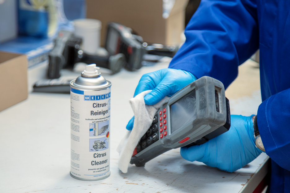 橘味清洁剂 | universal cleaner with an isopropanol content of over 75%