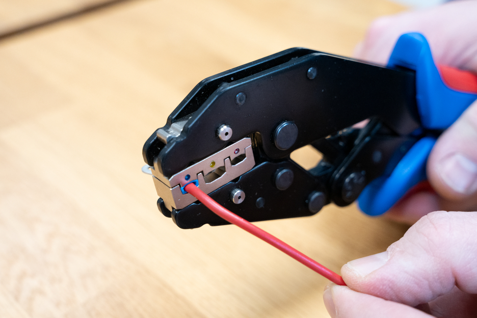 Crimping tool ERGO