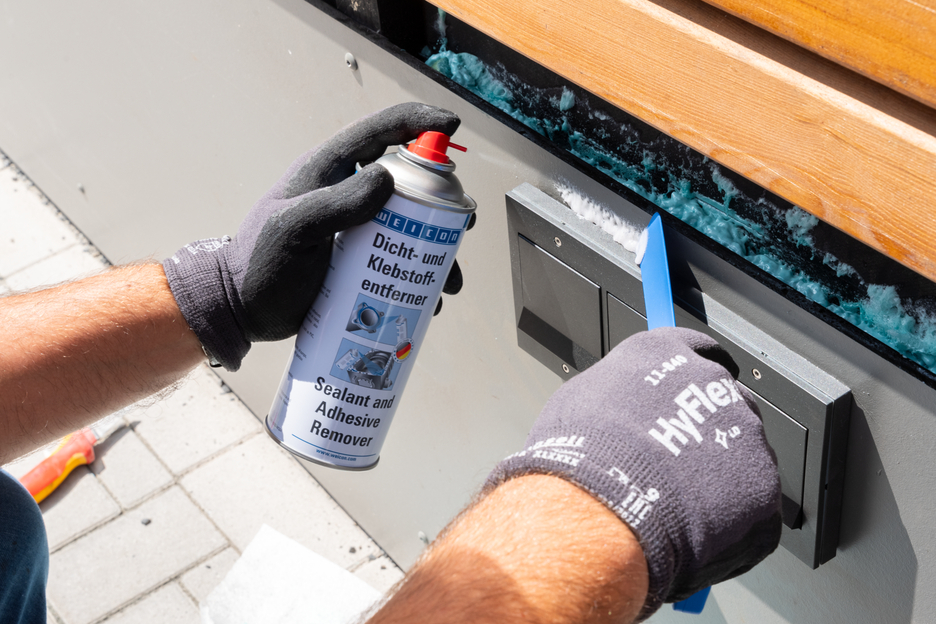 密封胶去除喷剂 | removes all kinds of sealant and adhesive residues