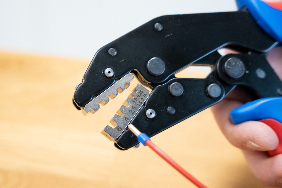 Crimping tool ERGO