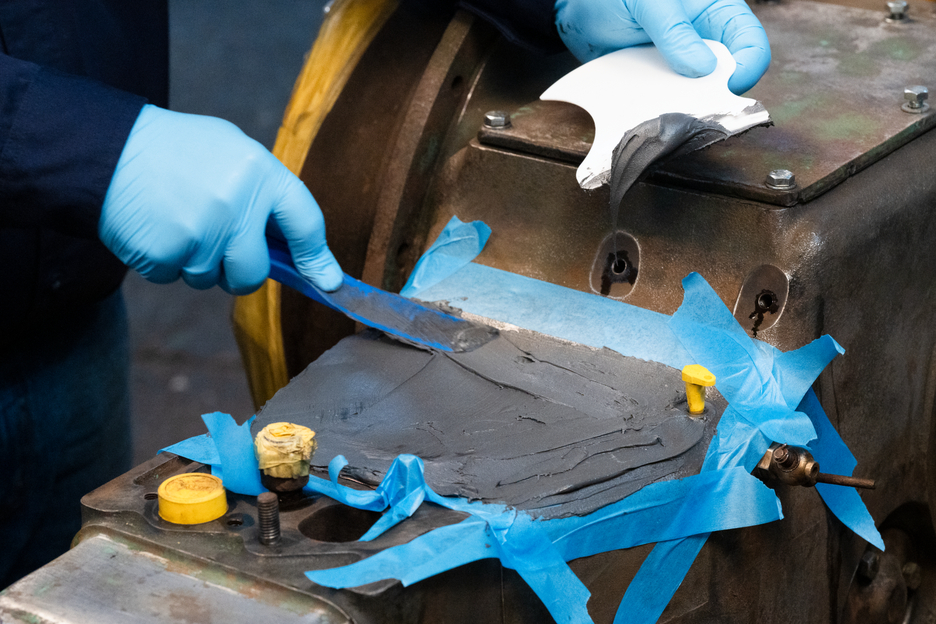 WEICON 耐高温钢铁修补剂 HB 300 | high-temperature-resistant epoxy resin system for repairs and moulding