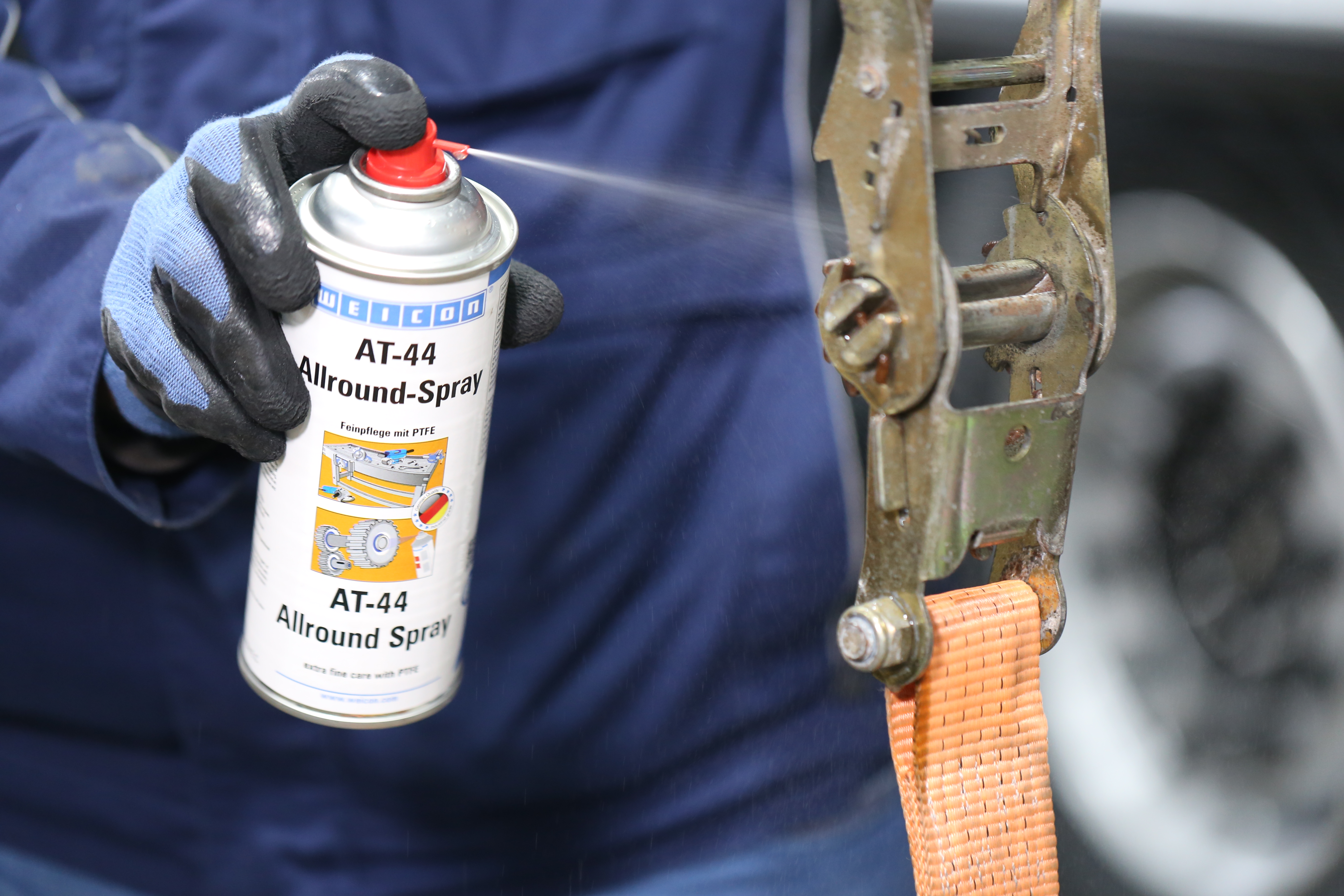 AT-44 多功能喷剂 | lubricating and multifunctional oil with PTFE
