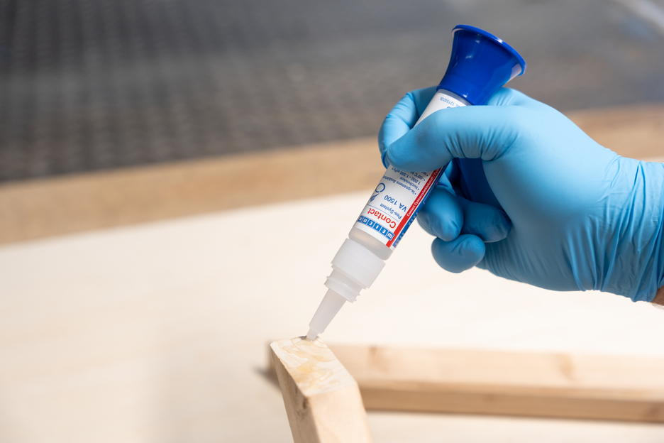 VA 1500 氰基丙烯酸酯粘合剂 | instant adhesive for rubber, metal,  porous and absorbent materials