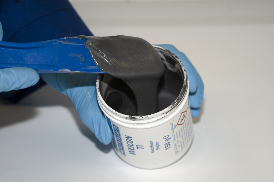 WEICON 钛修补剂 TI | titanium-filled epoxy resin system for repairs and moulding