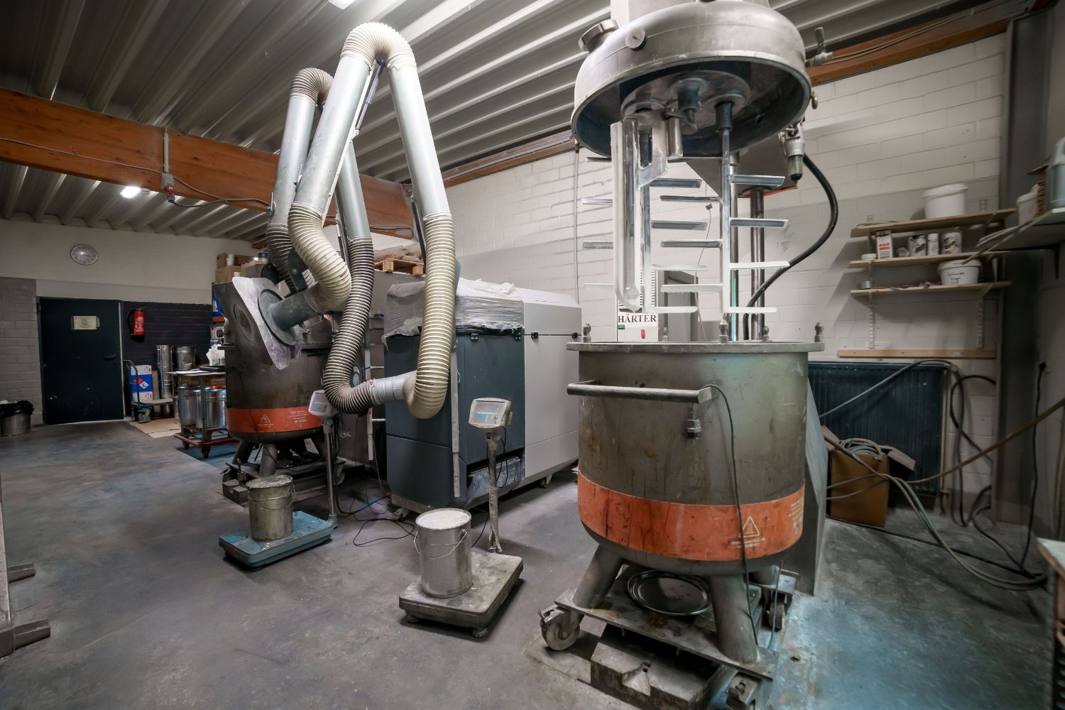 房間內的大型機器