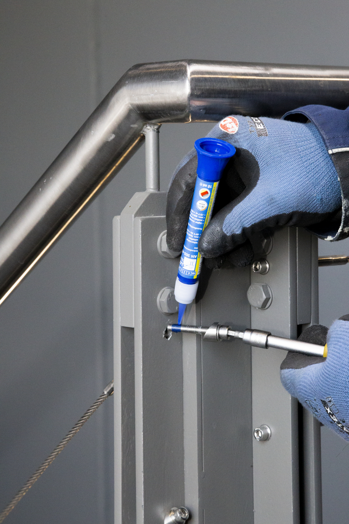 WEICONLOCK® AN 302-43 螺纹锁固胶 | 中等强度，较高粘度，获得饮用水接触许可