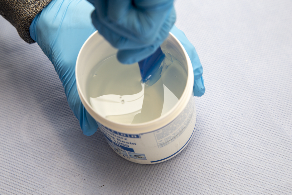 WEICON 树脂型修补剂 MS 1000 | epoxy resin system for bonding, laminating and casting