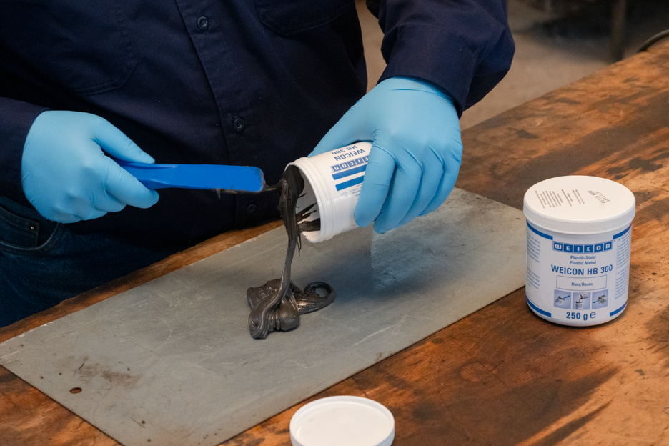 WEICON 耐高温钢铁修补剂 HB 300 | high-temperature-resistant epoxy resin system for repairs and moulding