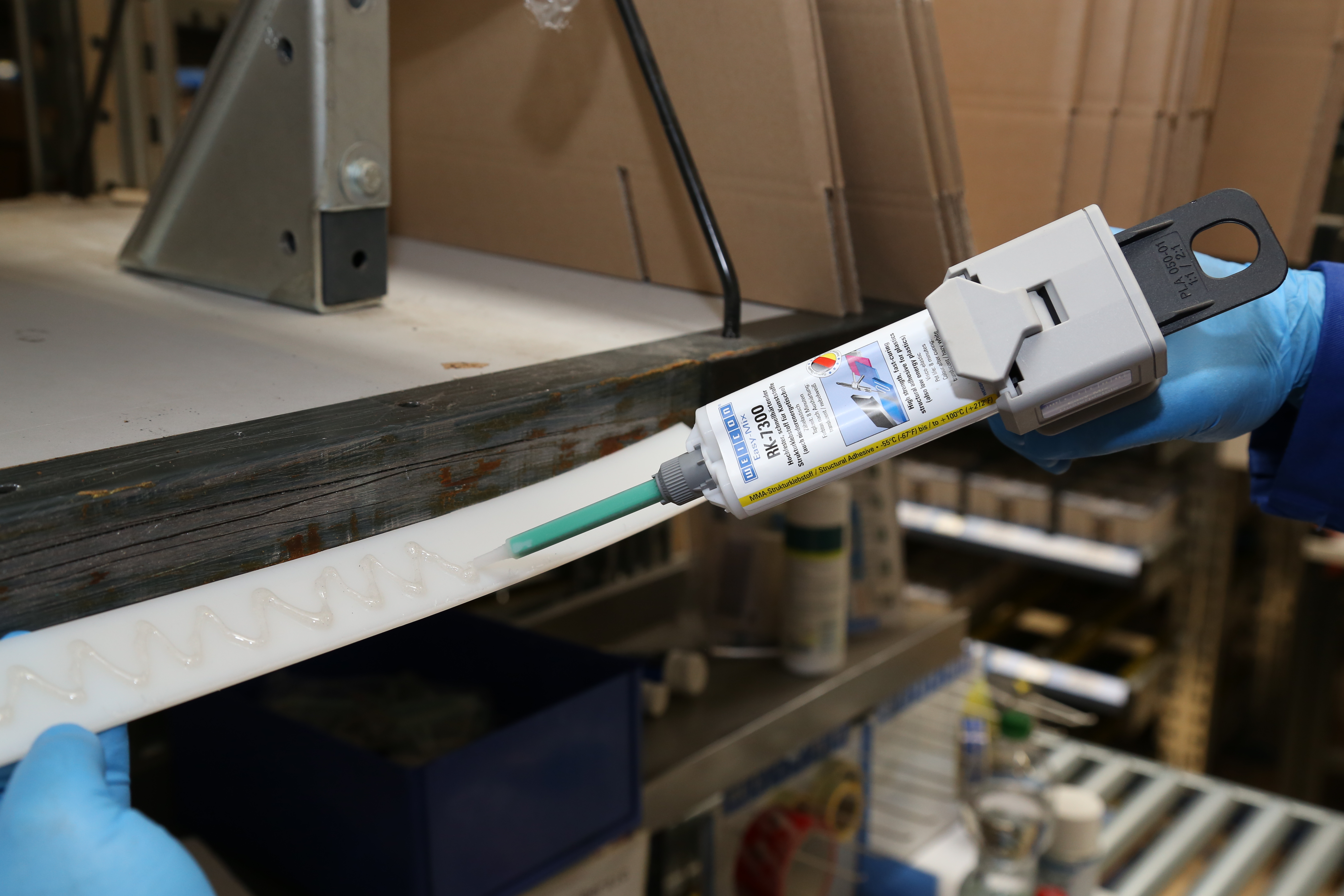 易混合型 RK-7300 | structural acrylic adhesive for low surface energy plastics