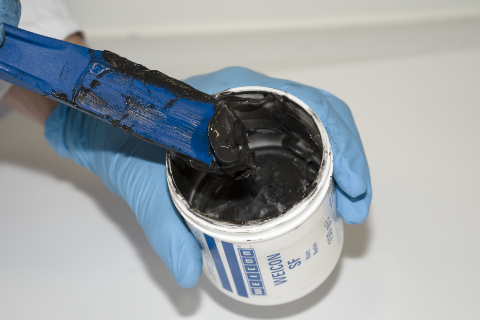 WEICON 钢铁快速修补剂 SF | steel-filled epoxy resin system for repairs and moulding DNV-certified