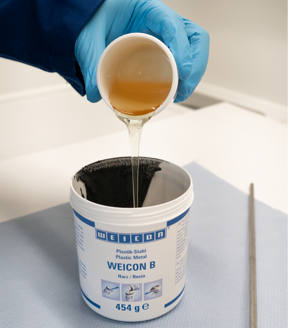 WEICON B | steel-filled epoxy resin system for repairs and moulding