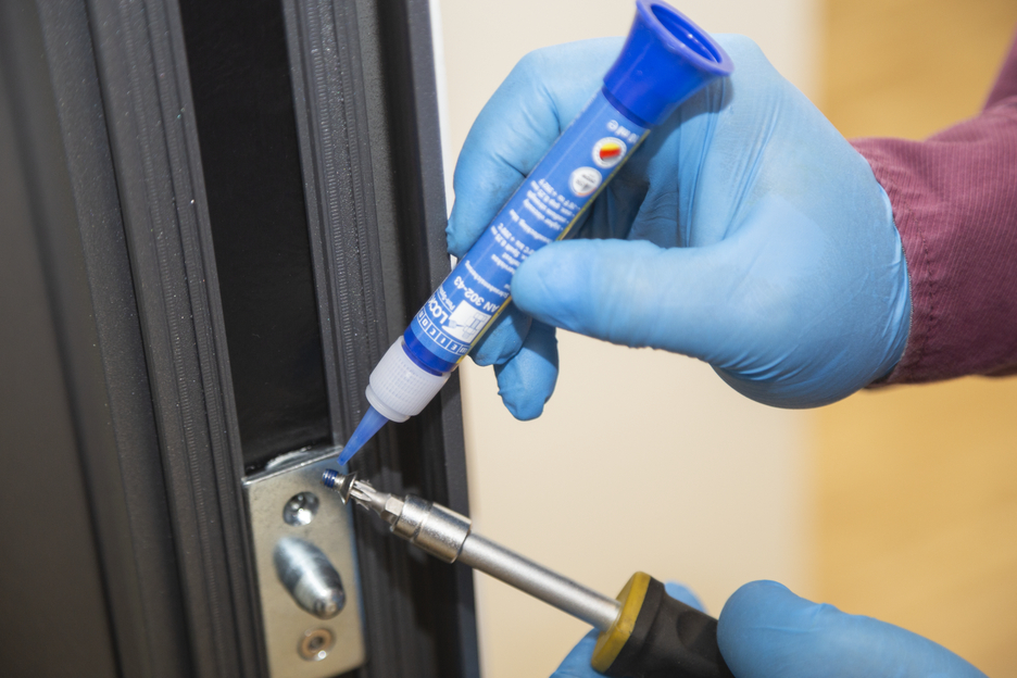 WEICONLOCK® AN 302-43 螺纹锁固胶 | 中等强度，较高粘度，获得饮用水接触许可