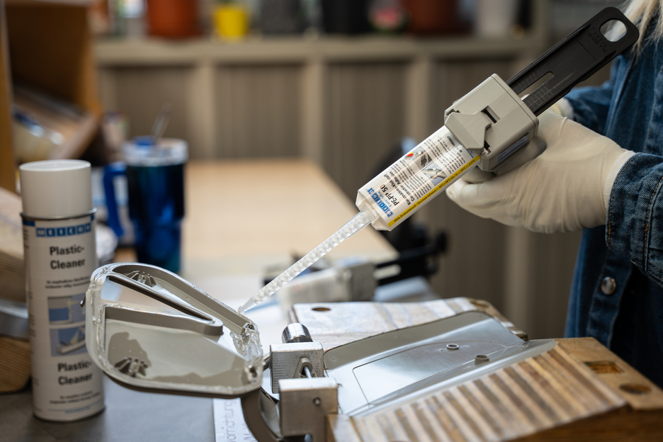 Easy-Mix 易混合型 PE-PP 50 | construction adhesive based on methyl acrylate for special plastics